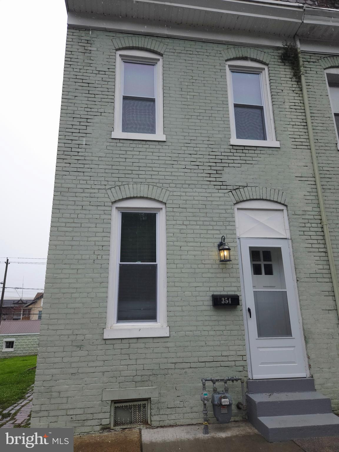354 S 2ND STREET