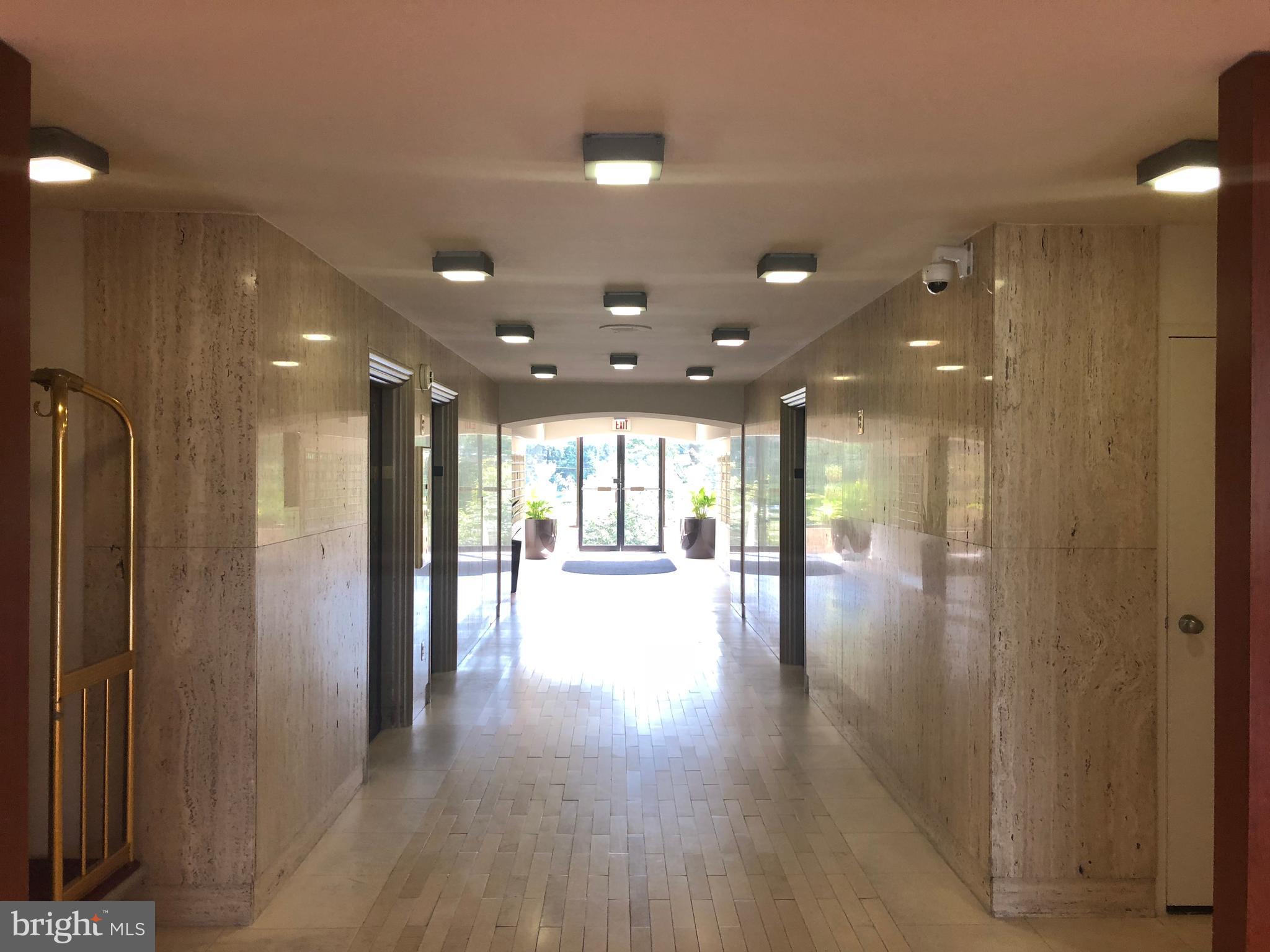 THE FOUNTAINS - Residential Lease