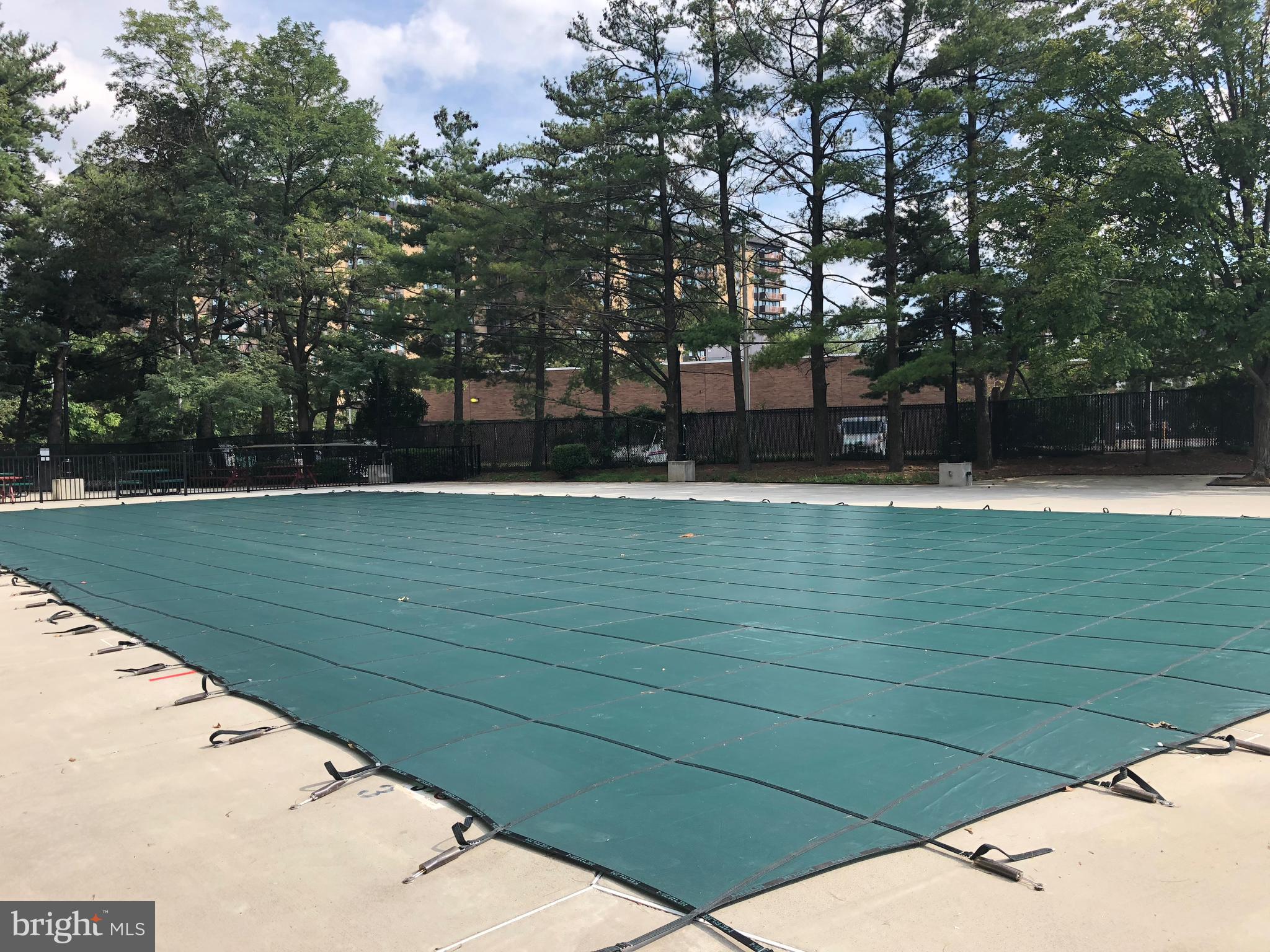 THE FOUNTAINS - Residential Lease