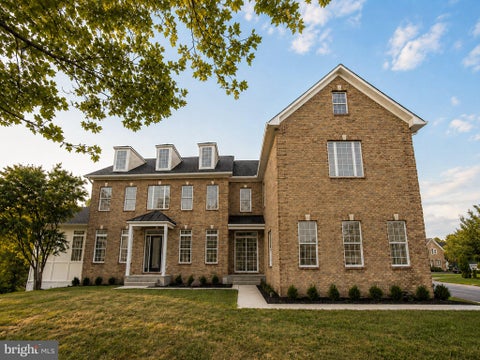 Photo of 5005 Burnside Farm Place, HAYMARKET, VA 20169 (MLS # VAPW2132642)