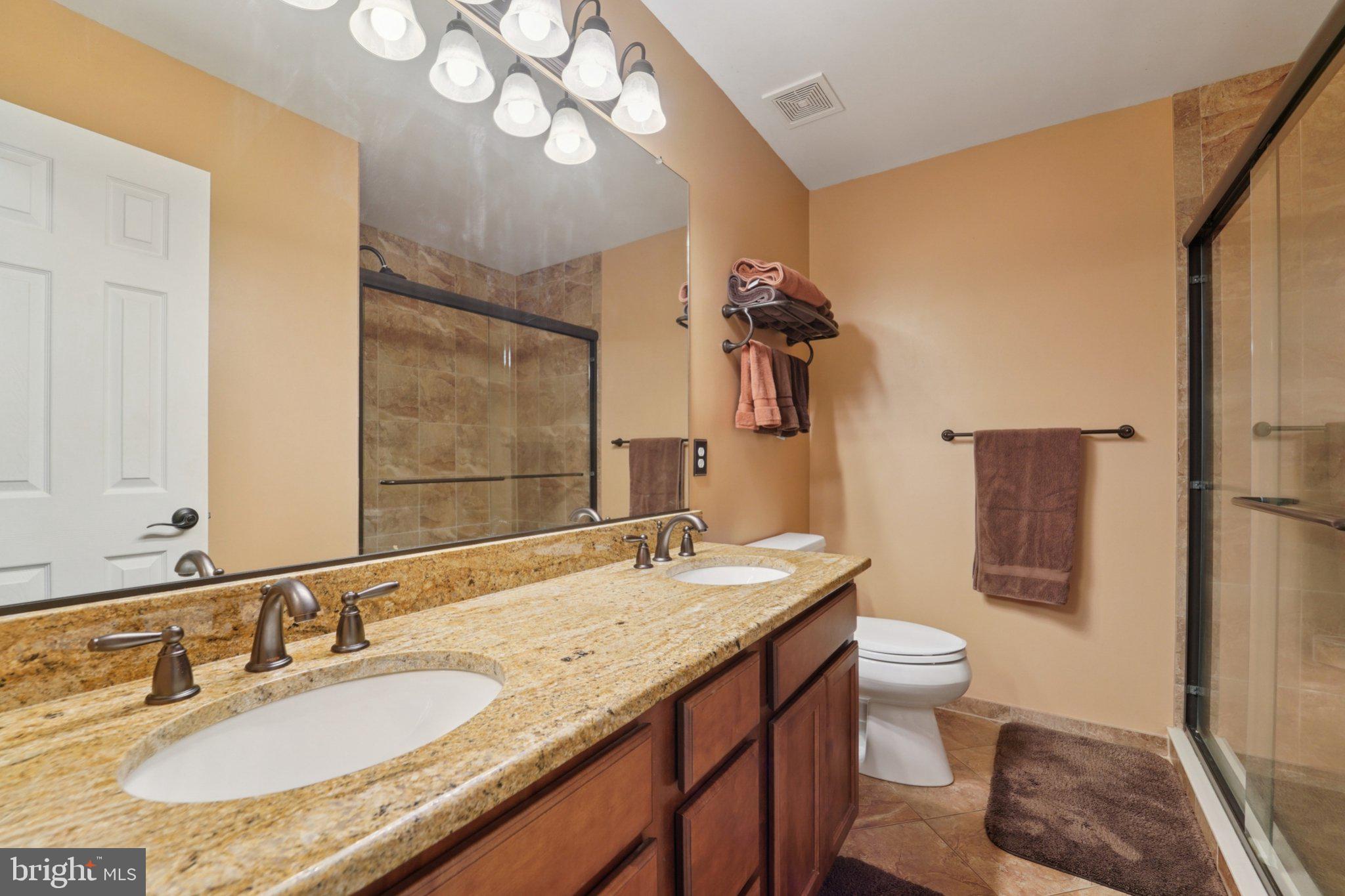 RIDING WOODS - Residential