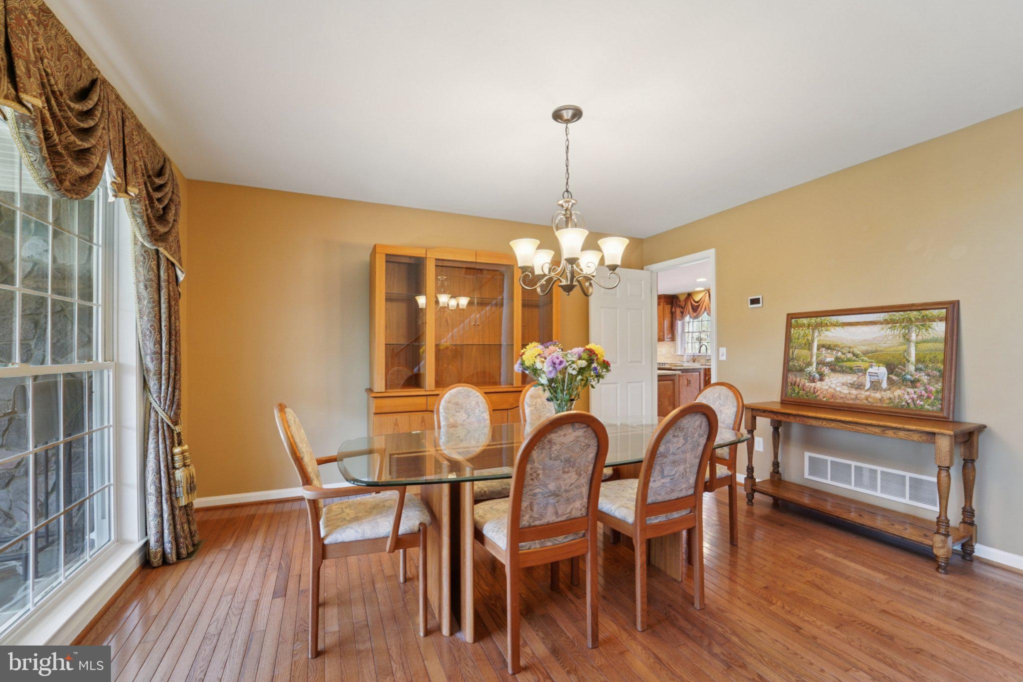 RIDING WOODS - Residential