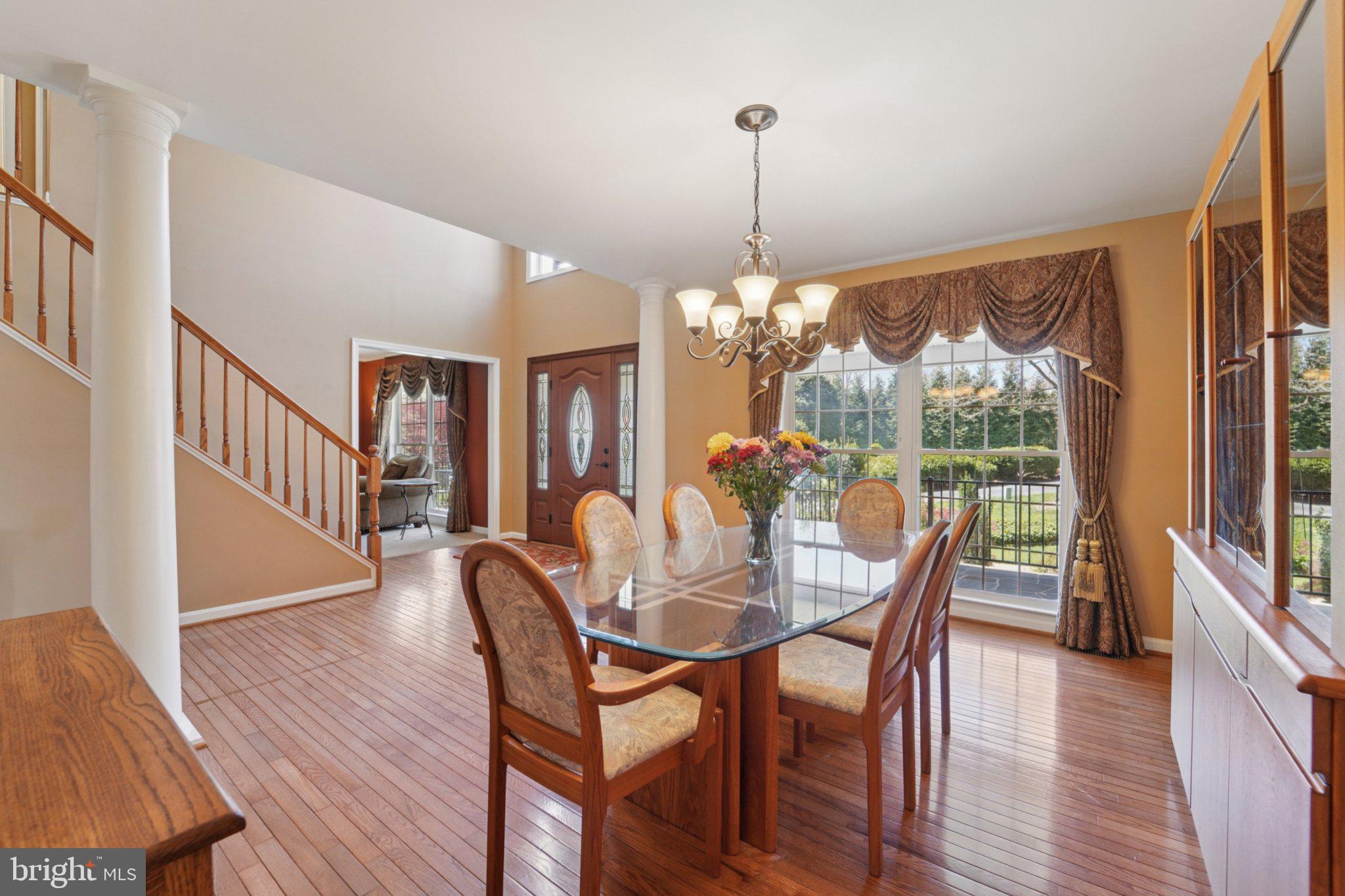 RIDING WOODS - Residential