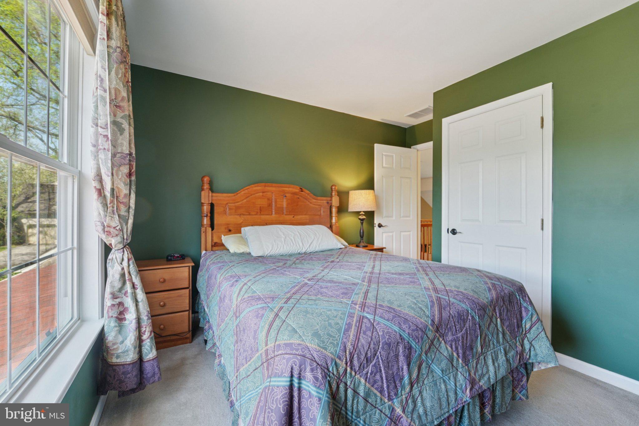 RIDING WOODS - Residential