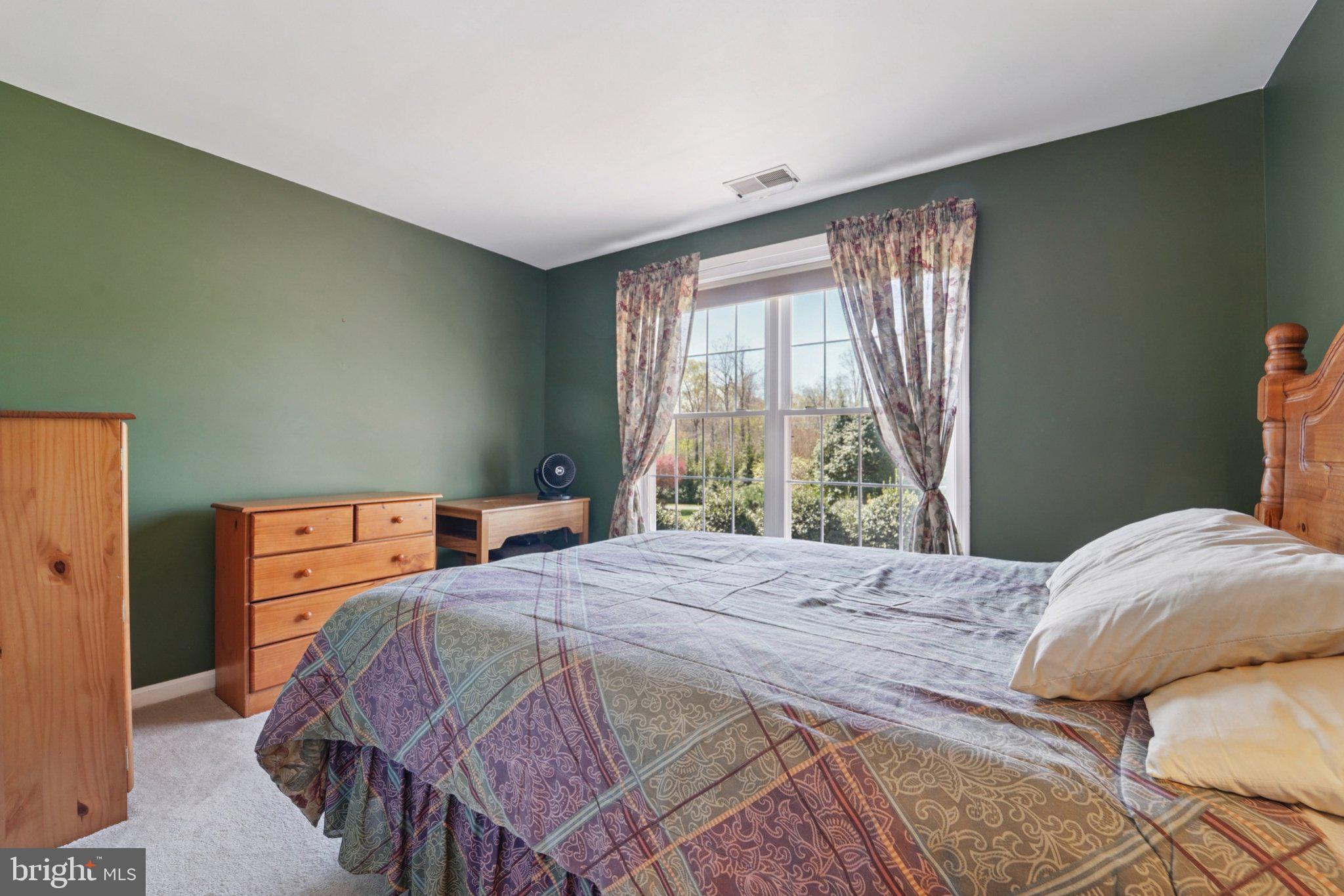 RIDING WOODS - Residential