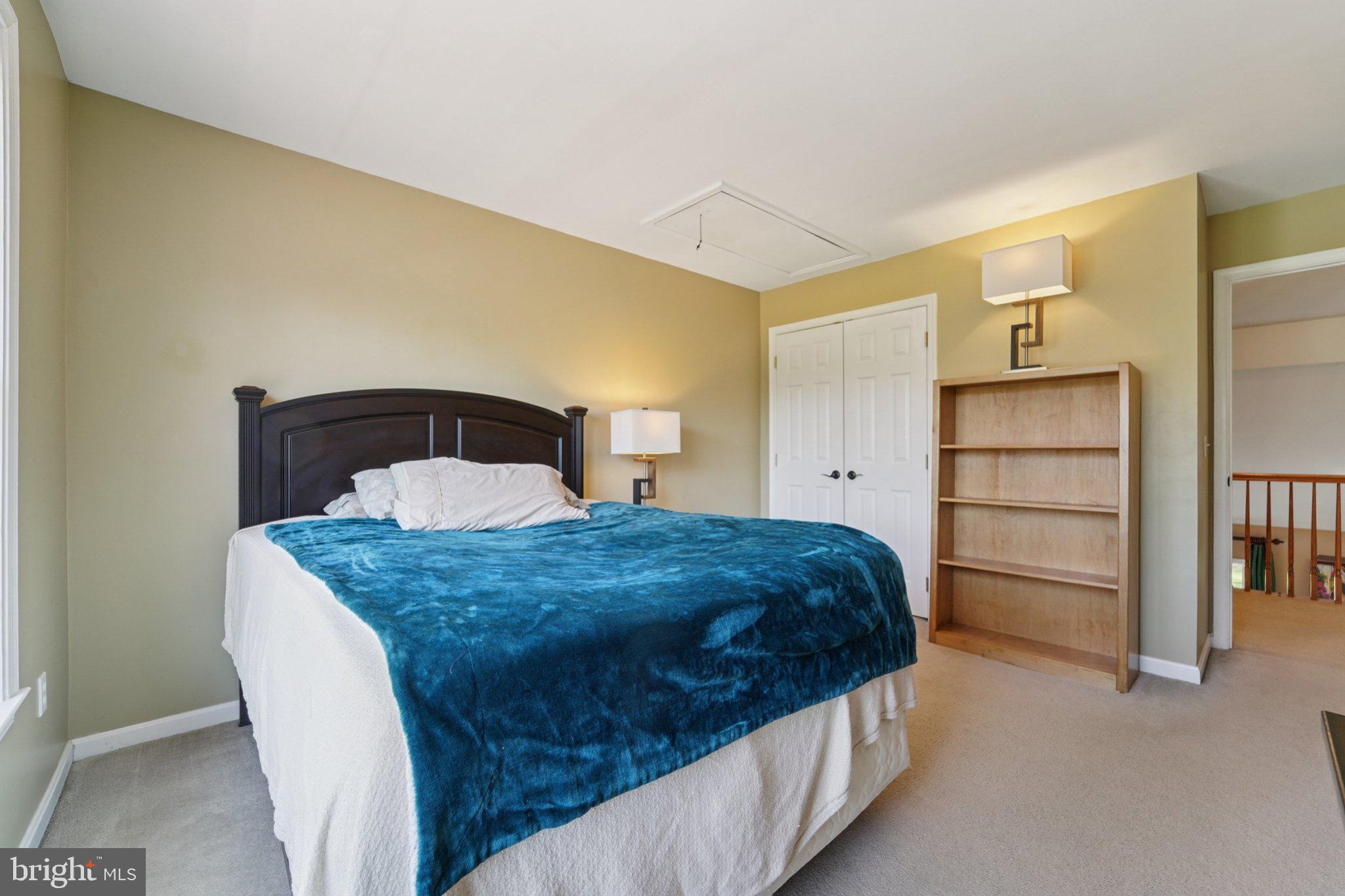 RIDING WOODS - Residential