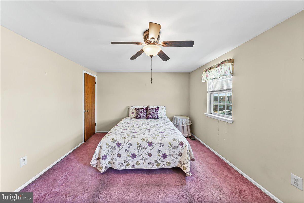 COLONIAL VIL GREEN - Residential