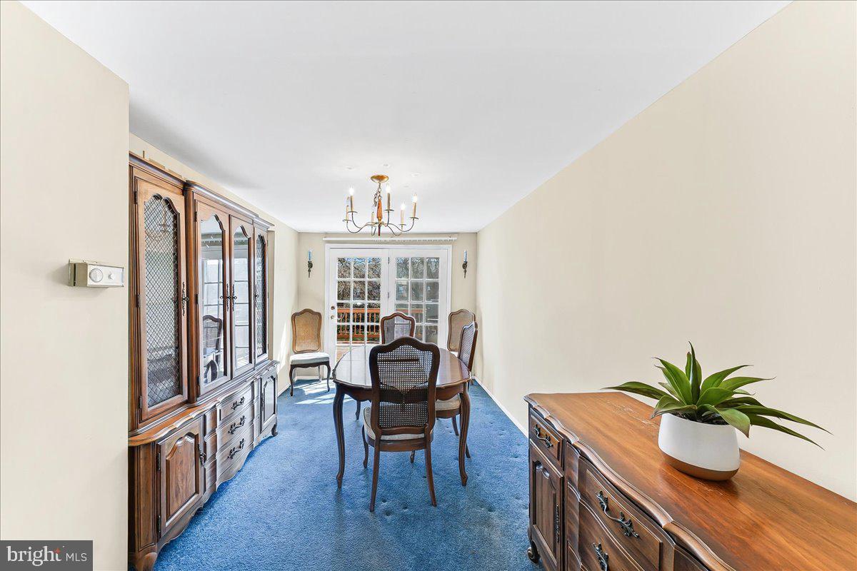 COLONIAL VIL GREEN - Residential