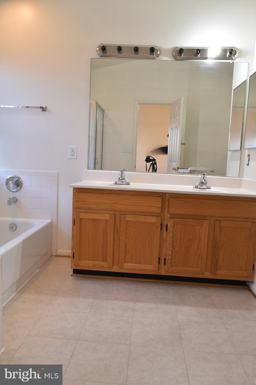 LIFESTYLE AT SULLY STATION - Residential Lease