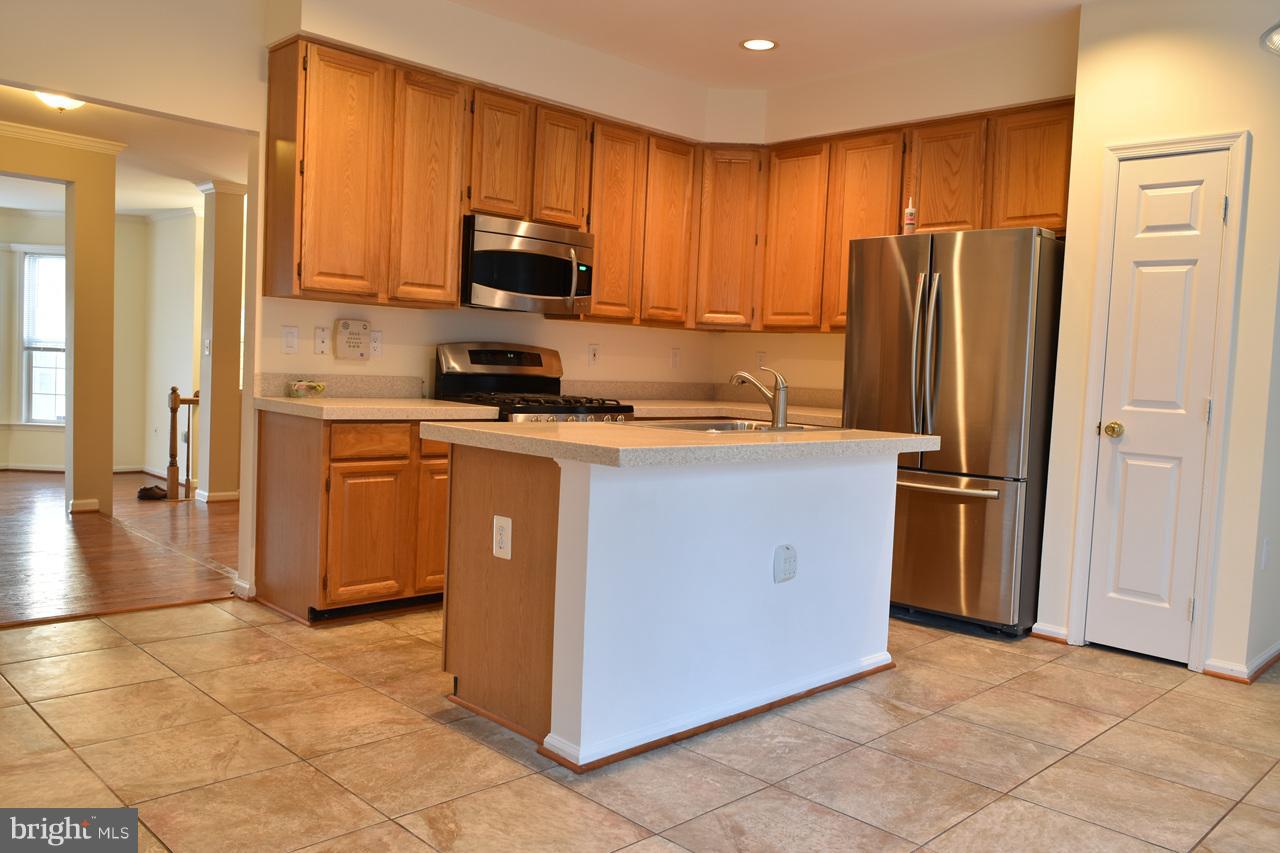 LIFESTYLE AT SULLY STATION - Residential Lease