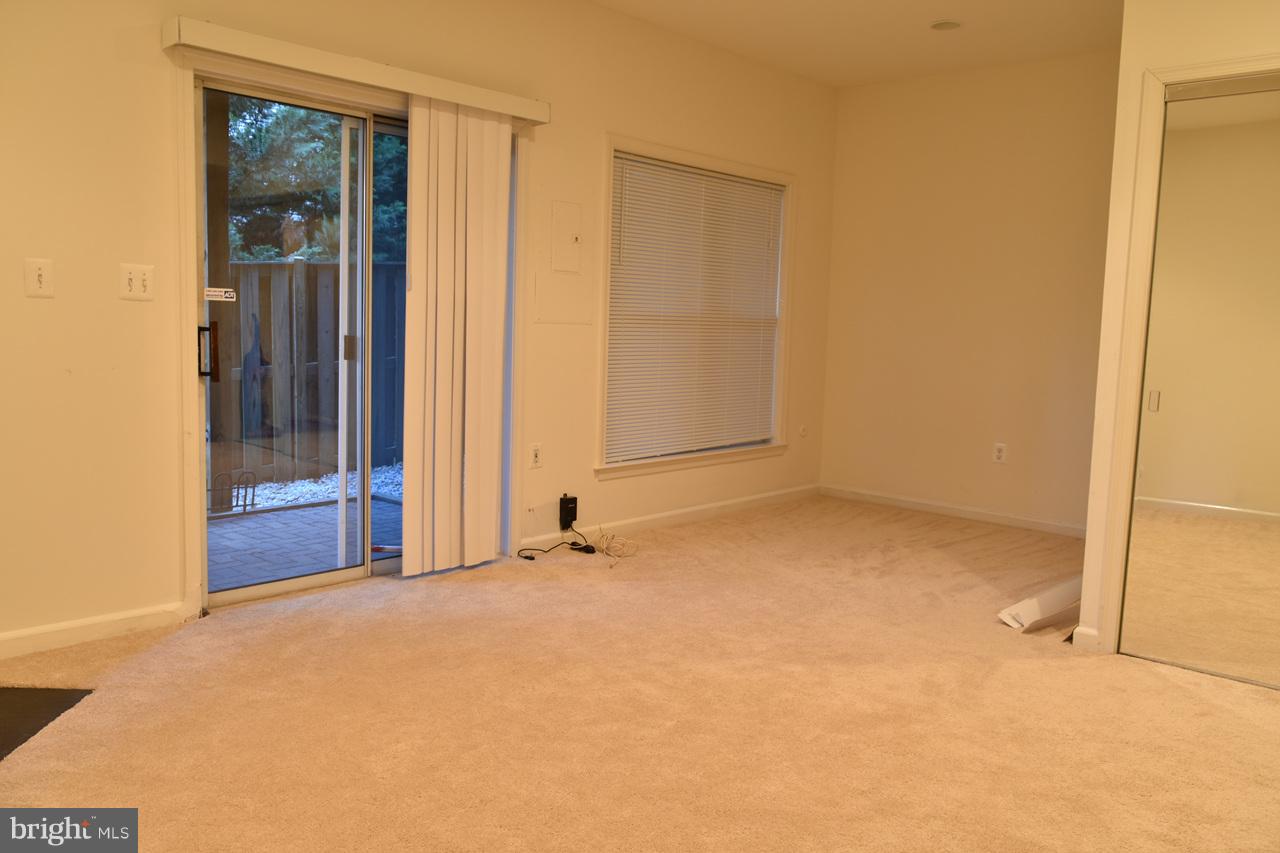 LIFESTYLE AT SULLY STATION - Residential Lease