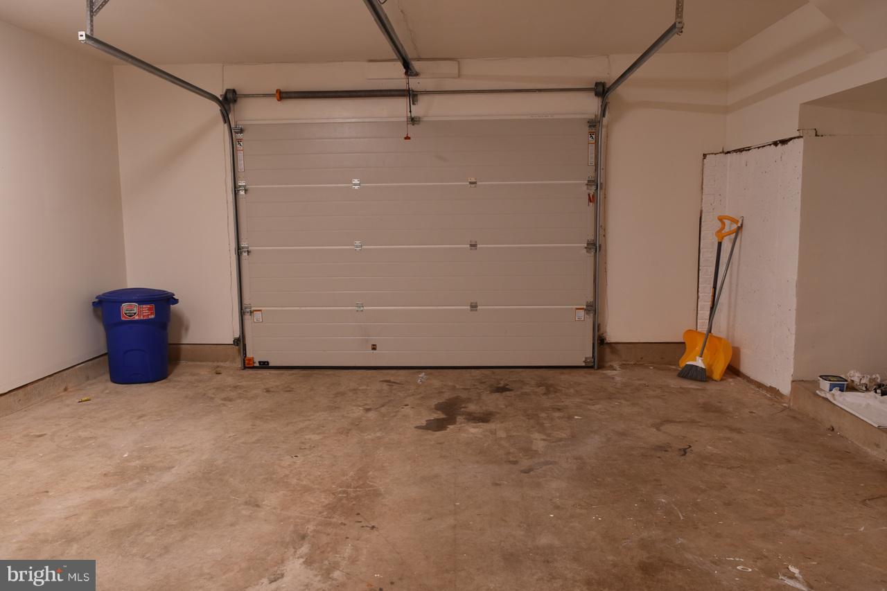 LIFESTYLE AT SULLY STATION - Residential Lease