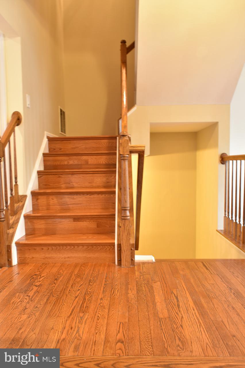 LIFESTYLE AT SULLY STATION - Residential Lease