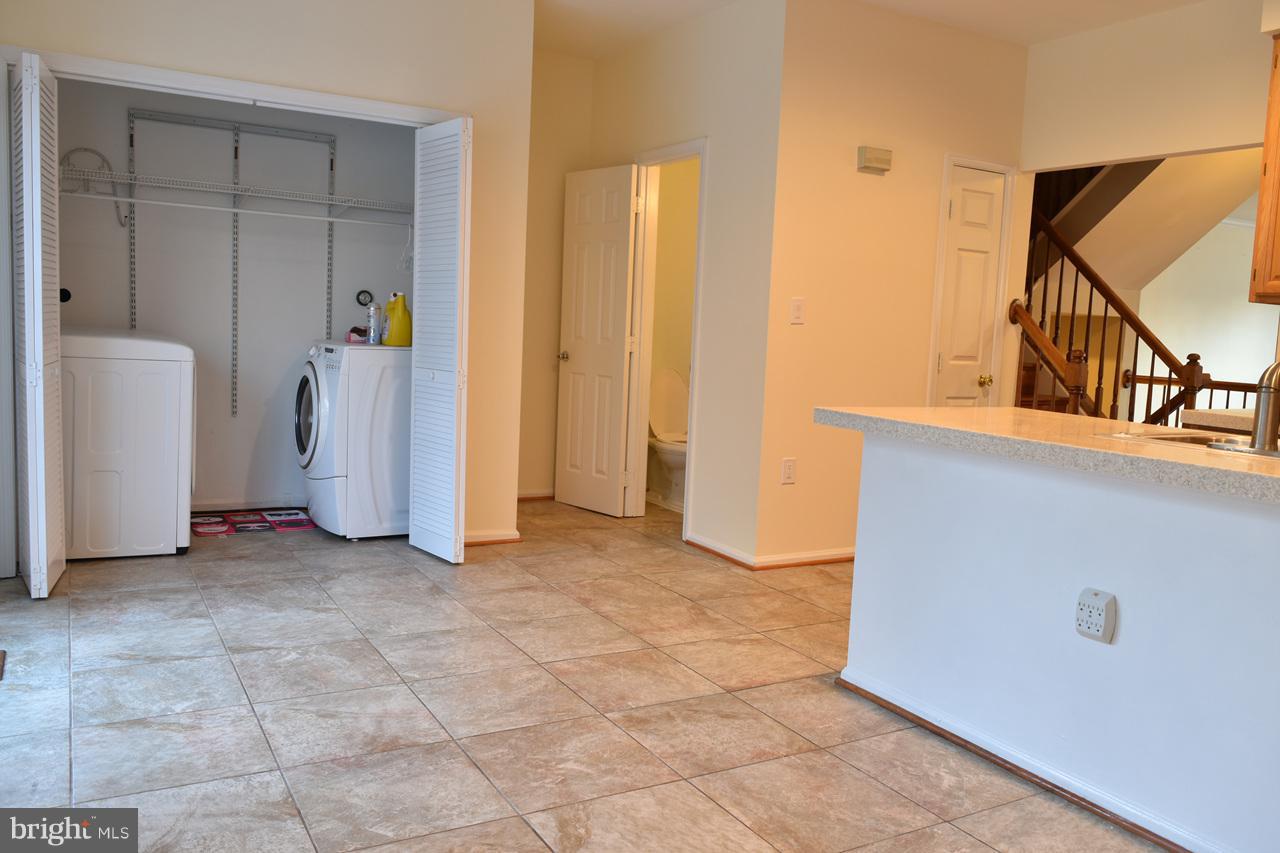 LIFESTYLE AT SULLY STATION - Residential Lease