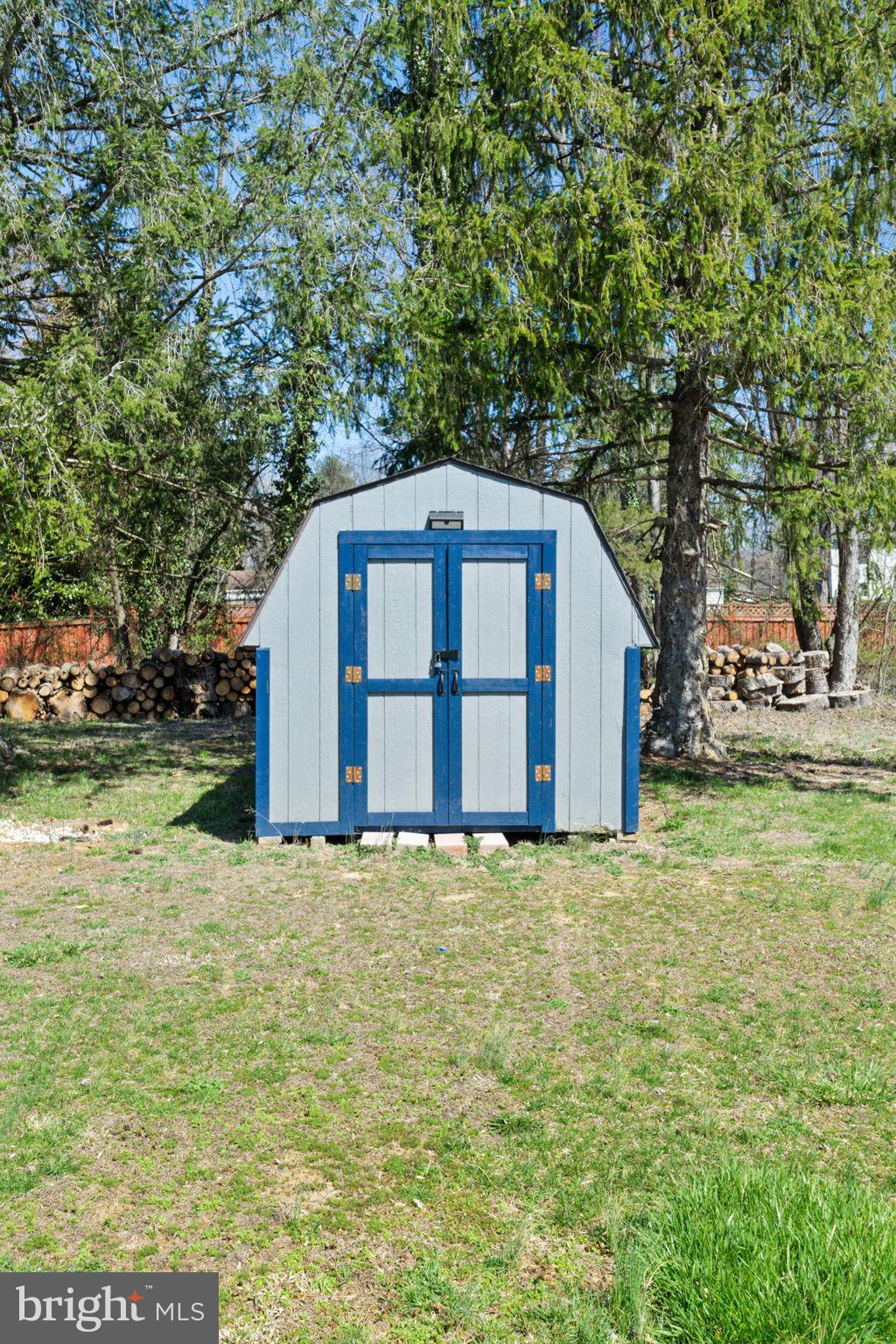 ROCK SPRINGS - Residential