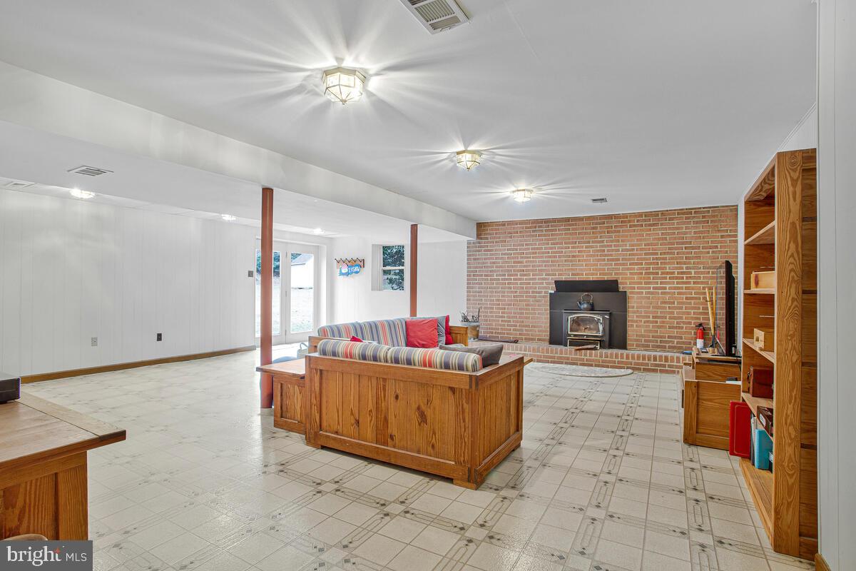 RUGBY HALL ESTATES - Residential