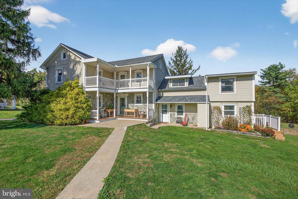 Photo of 227 Pleasant View Road, HUMMELSTOWN, PA 17036 (MLS # PADA2060578)