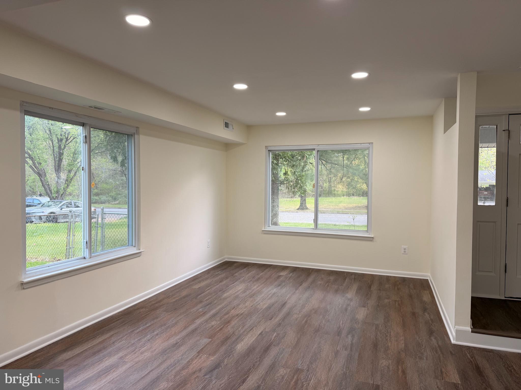 10607 WOODLAWN BOULEVARD