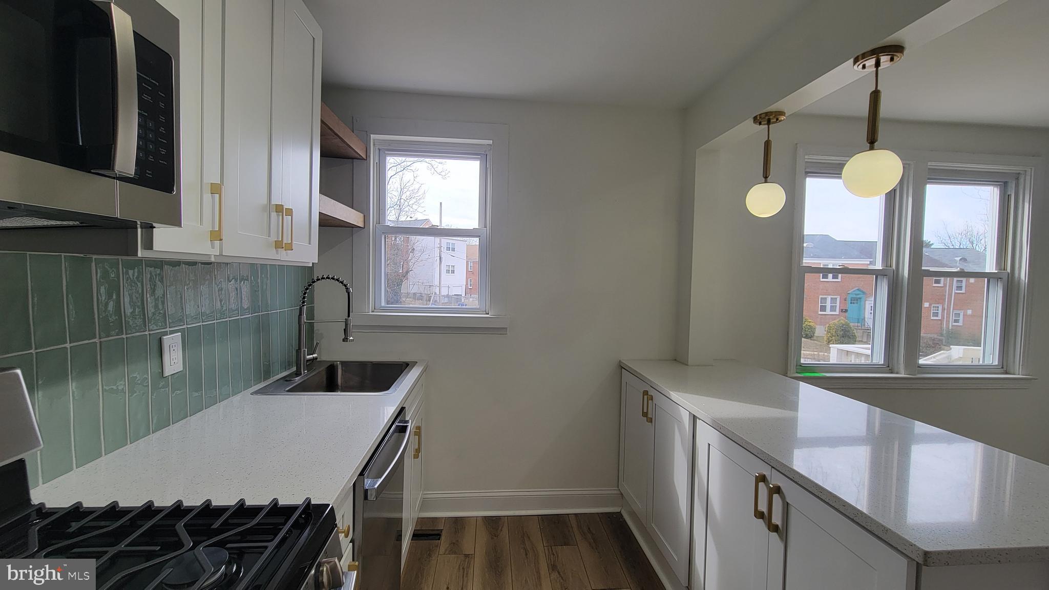 IDLEWOOD - Residential Lease