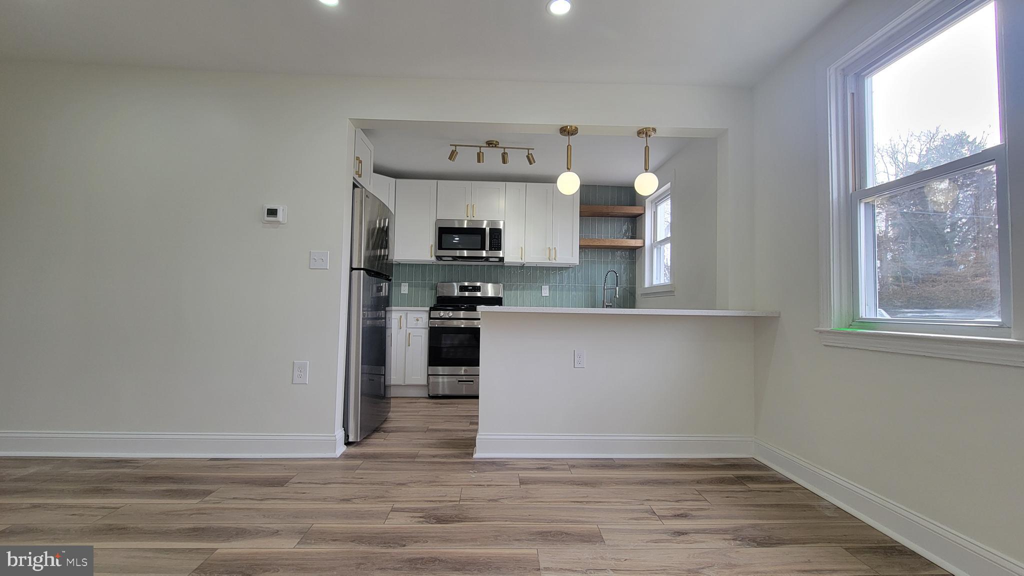 IDLEWOOD - Residential Lease