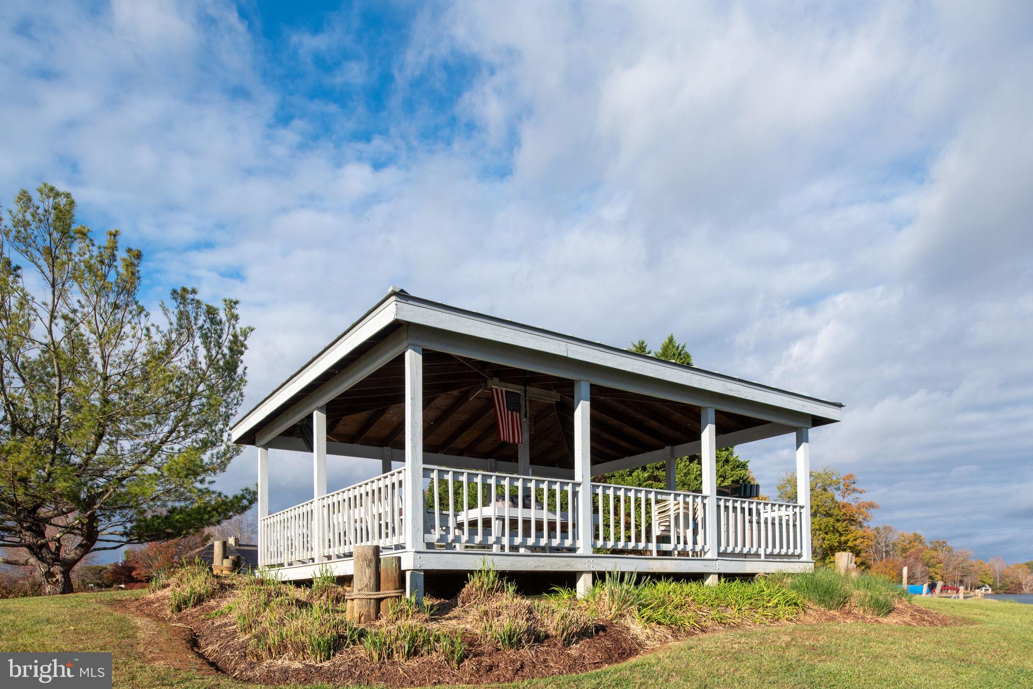 BRANDYWOOD ESTATE - Residential