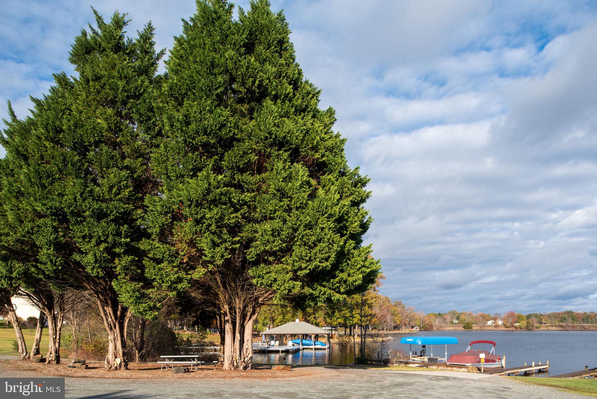 BRANDYWOOD ESTATE - Residential