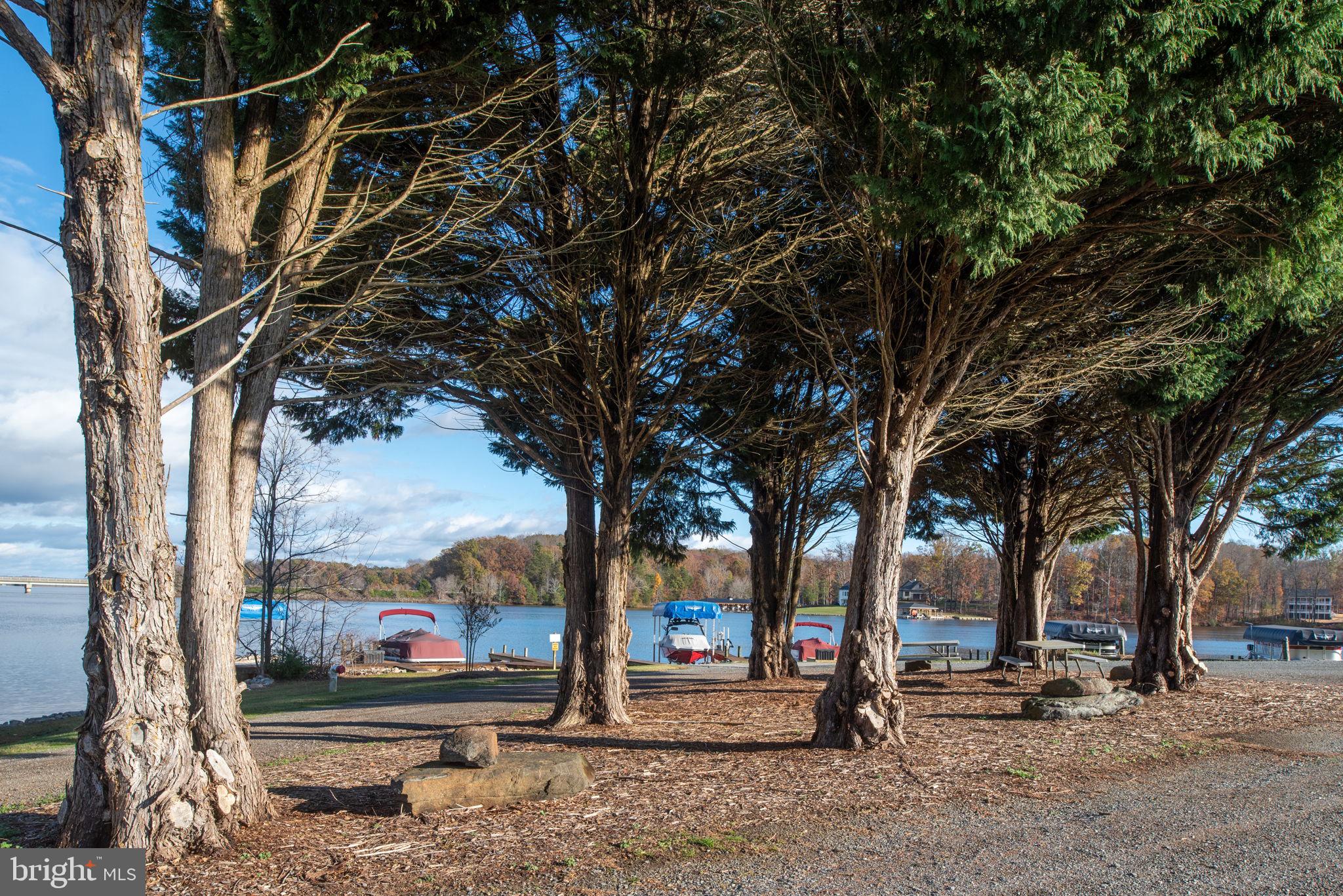 BRANDYWOOD ESTATE - Residential