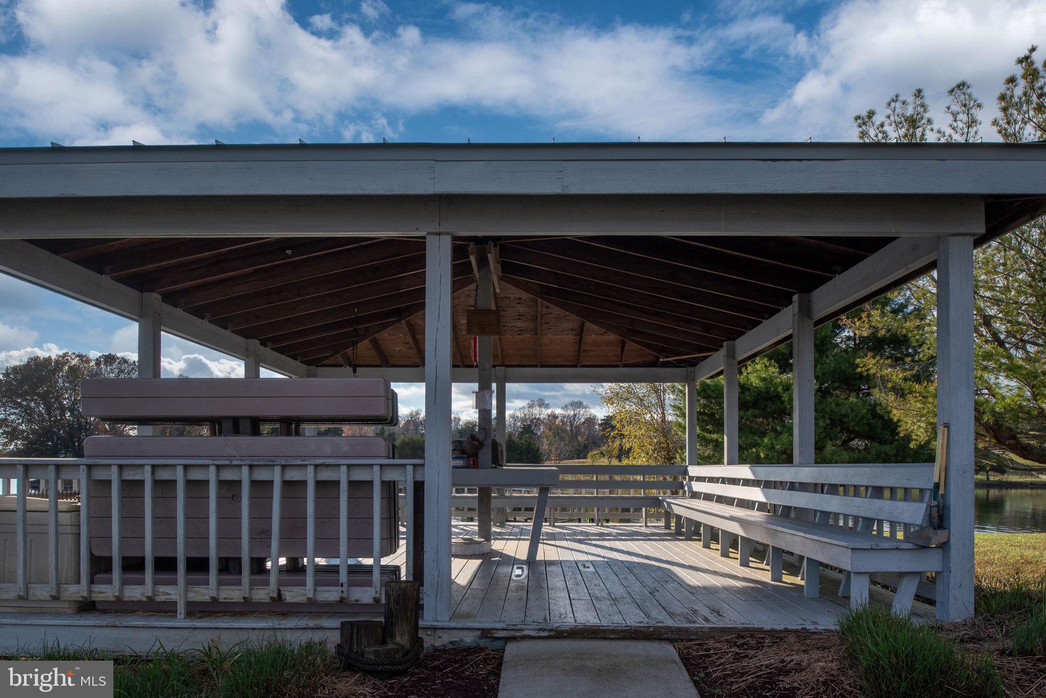 BRANDYWOOD ESTATE - Residential