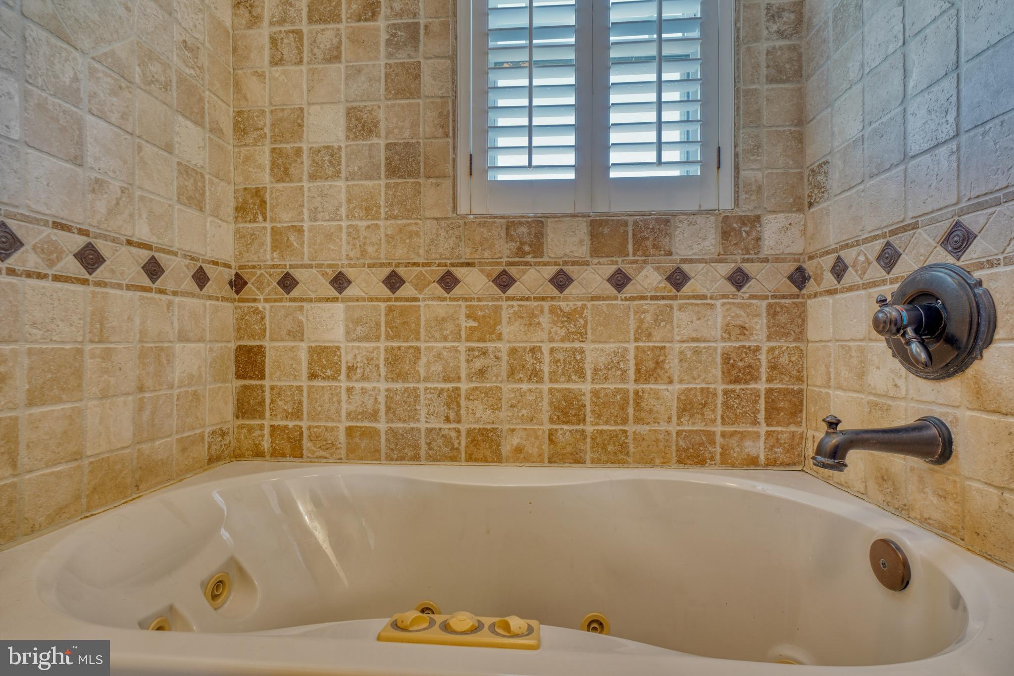 DISTRICT HEIGHTS - Residential