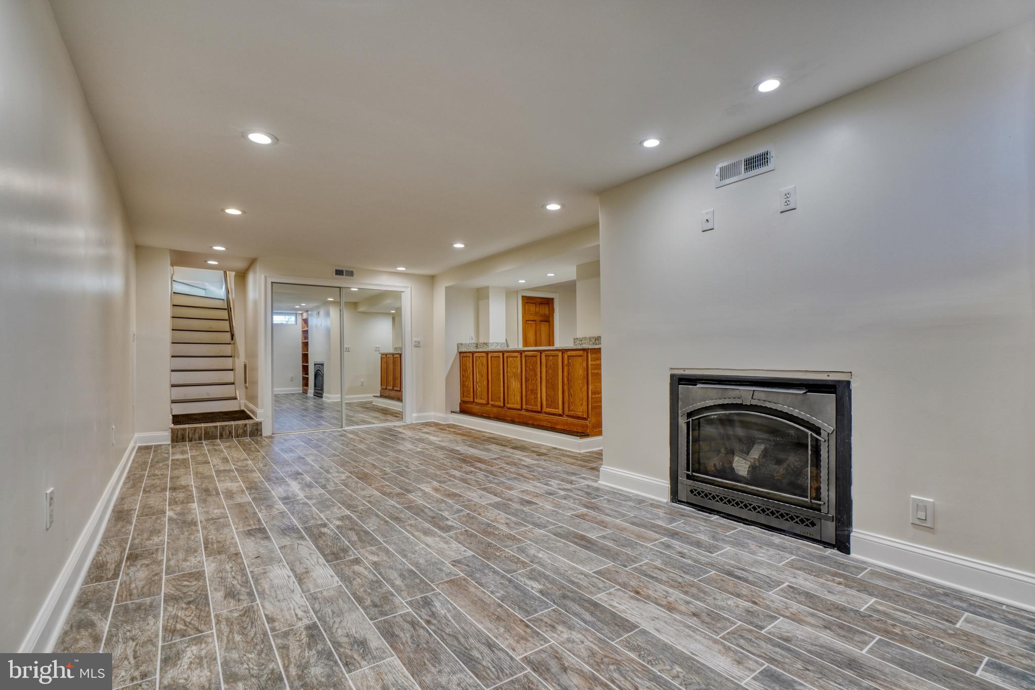 DISTRICT HEIGHTS - Residential