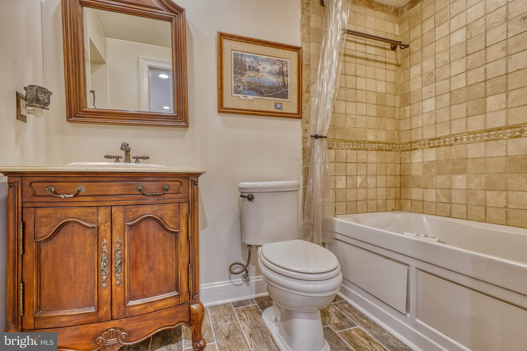 DISTRICT HEIGHTS - Residential