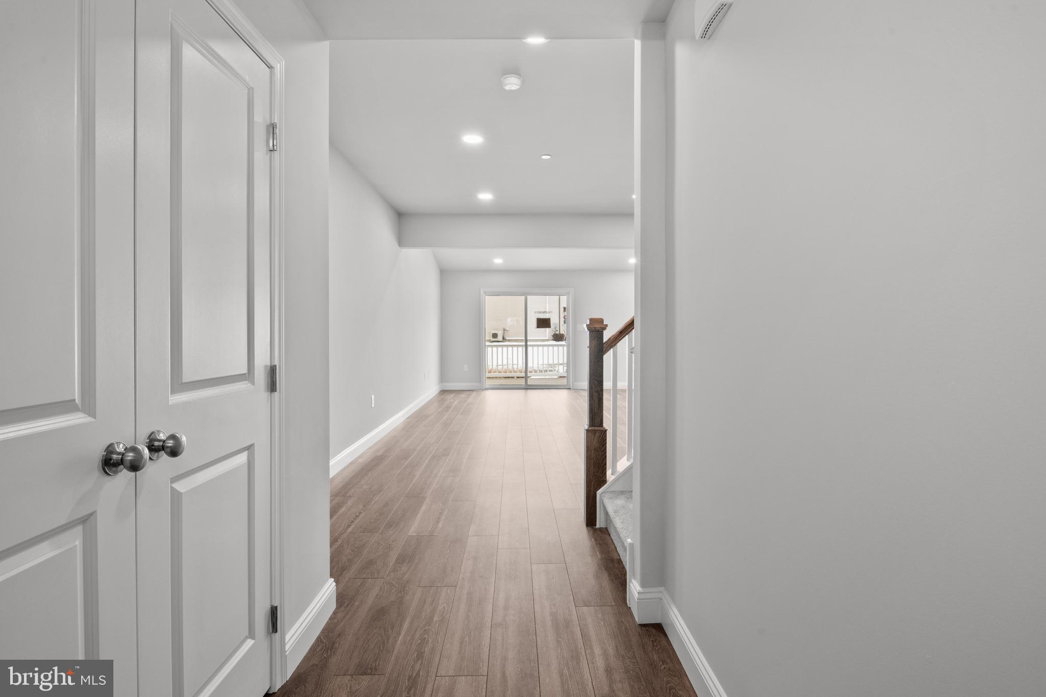 HAWKSTONE VILLAGE - Residential