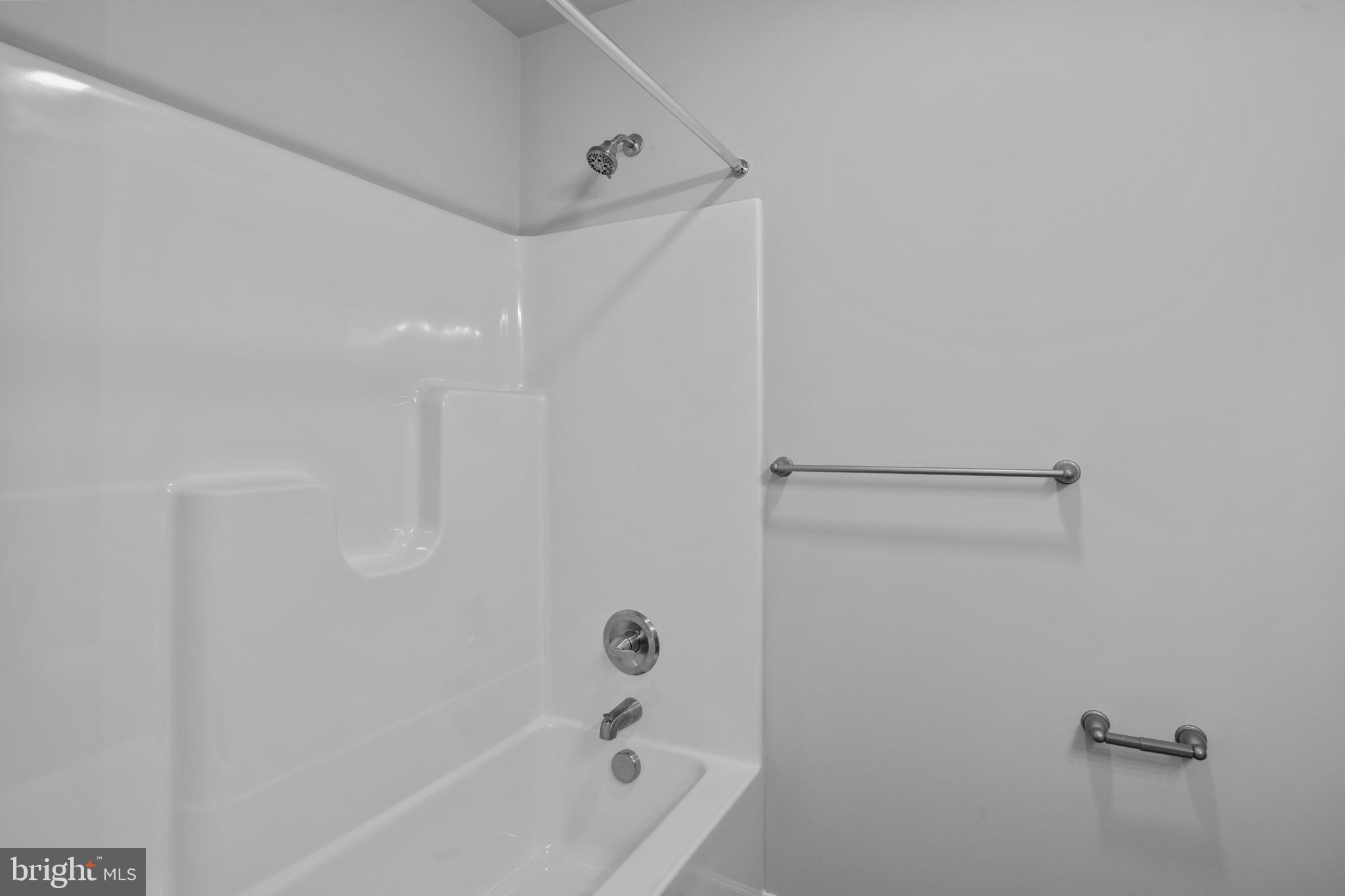 HAWKSTONE VILLAGE - Residential