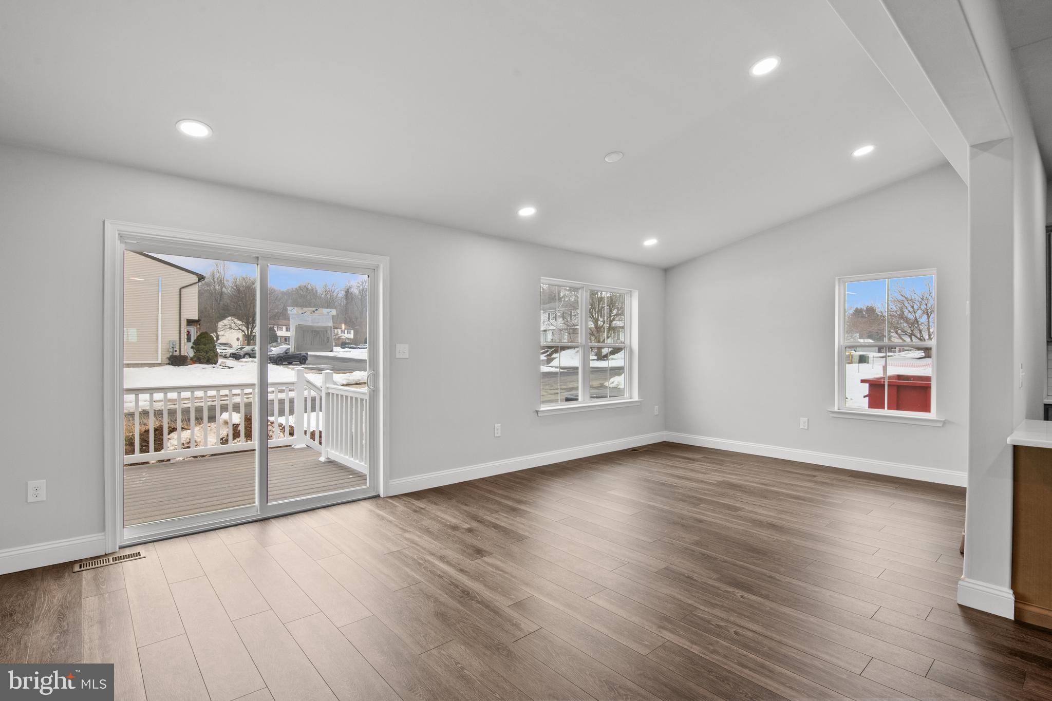 HAWKSTONE VILLAGE - Residential