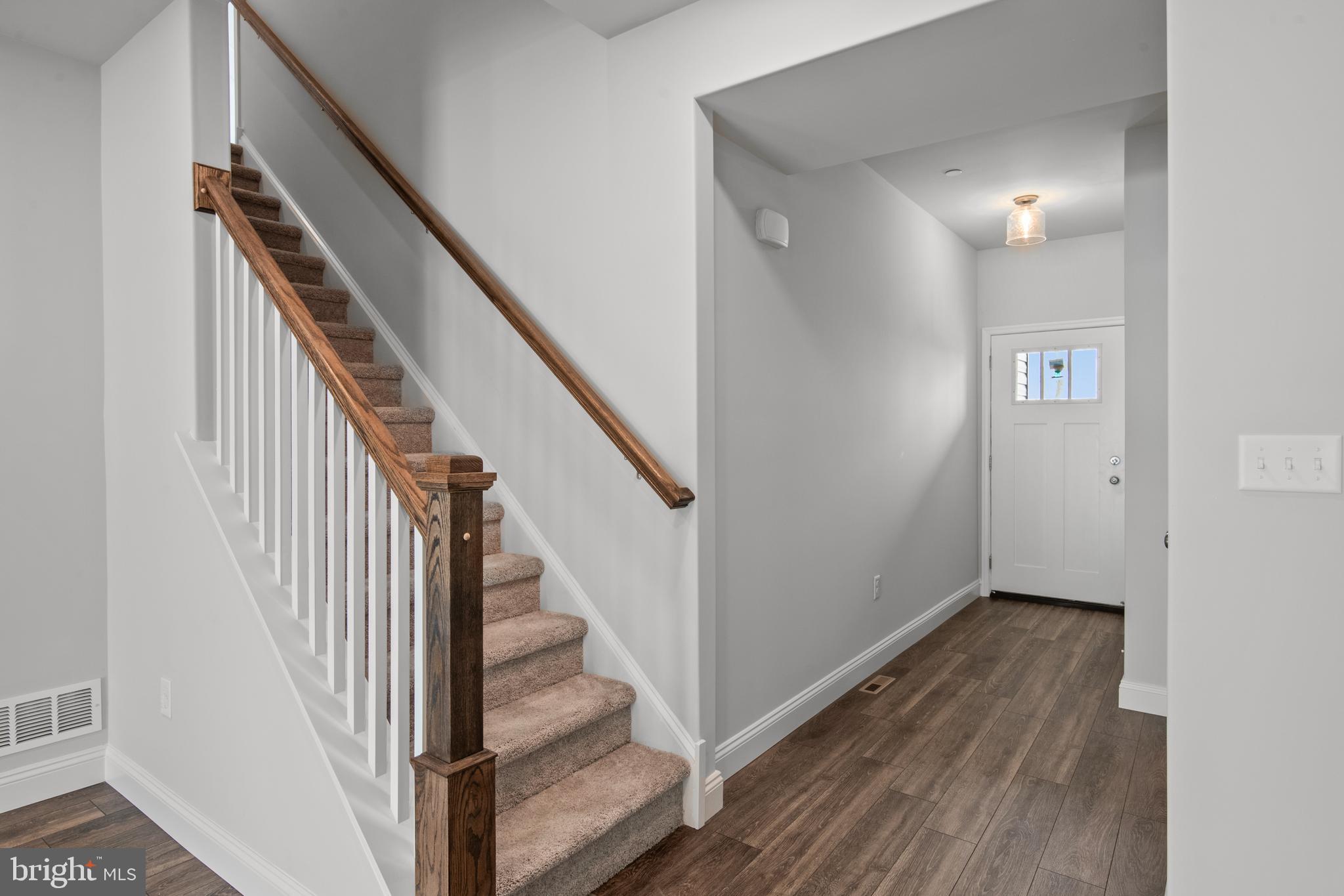 HAWKSTONE VILLAGE - Residential