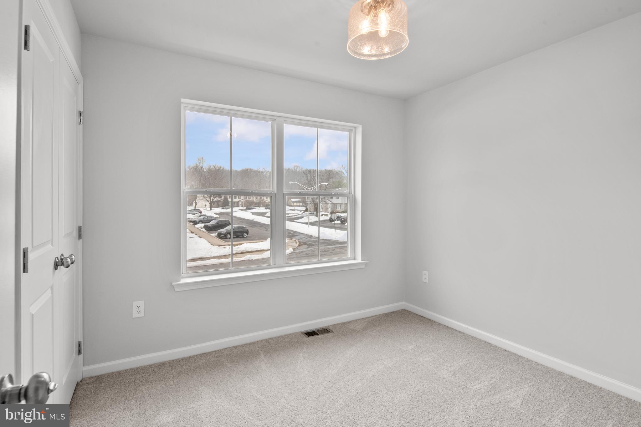 HAWKSTONE VILLAGE - Residential