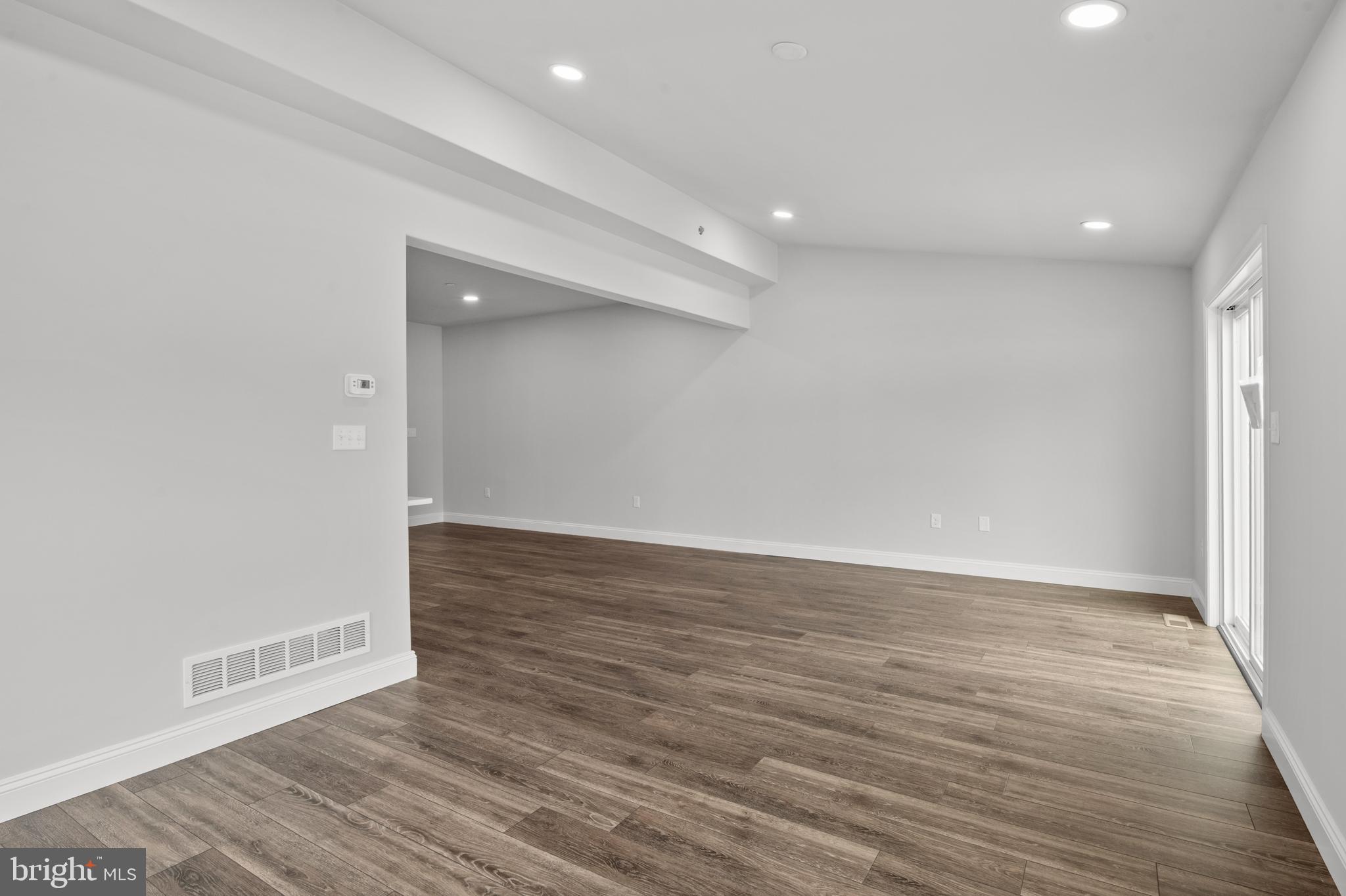 HAWKSTONE VILLAGE - Residential