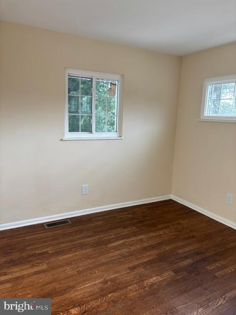 HOLLY PARK - Residential