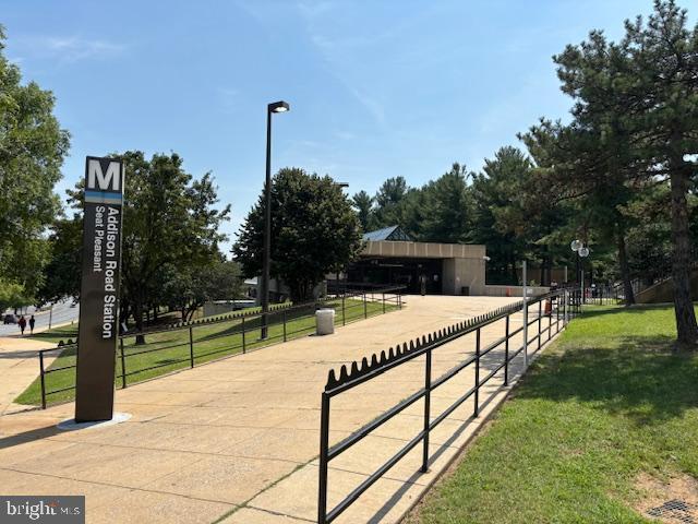 HOLLY PARK - Residential