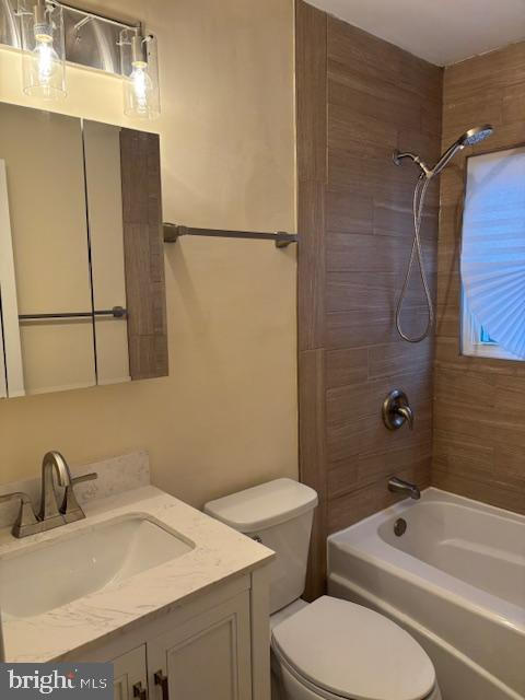 HOLLY PARK - Residential