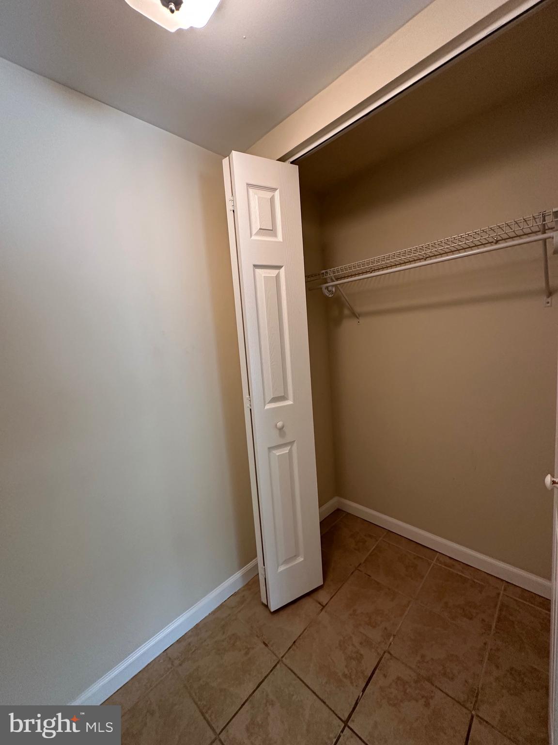 VILLA RIDGE CONDOMINIUM - Residential