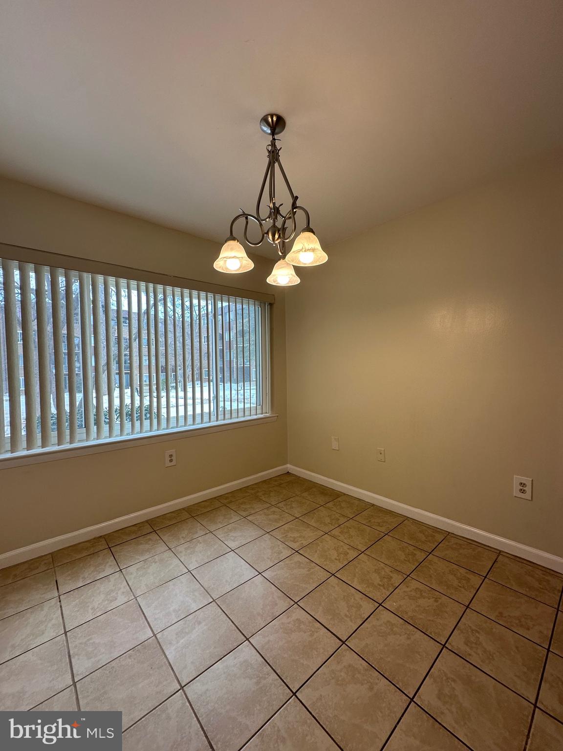 VILLA RIDGE CONDOMINIUM - Residential