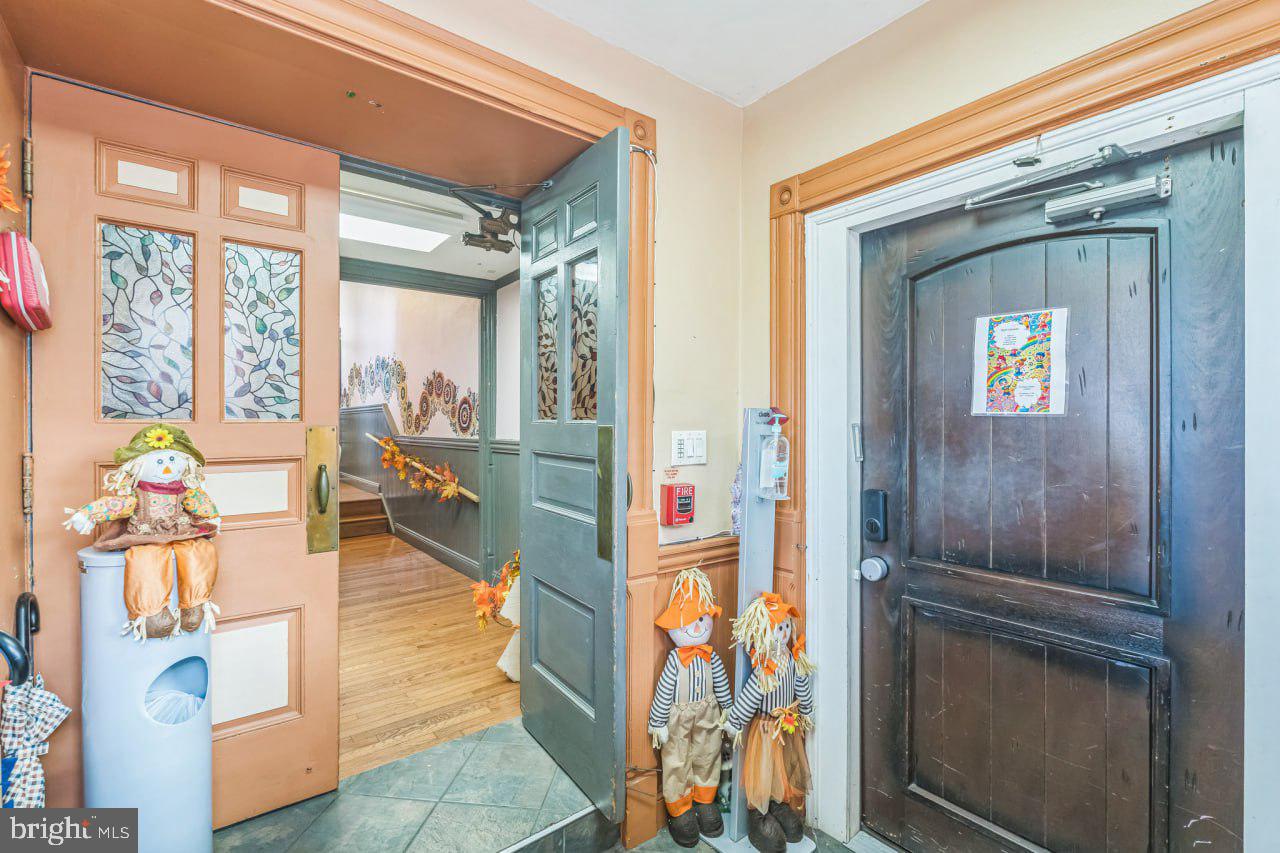 PHILADELPHIA - Residential