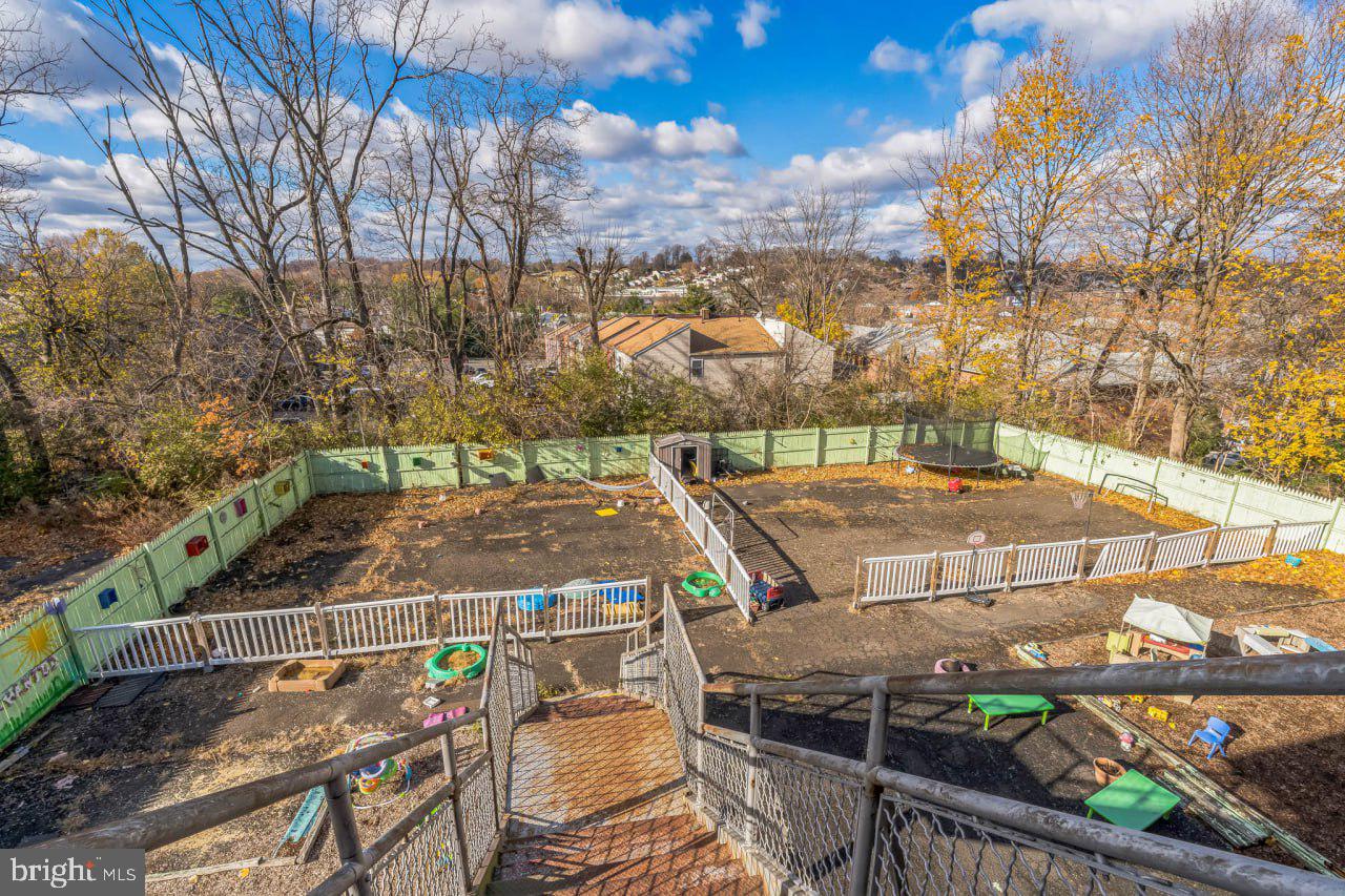 PHILADELPHIA - Residential