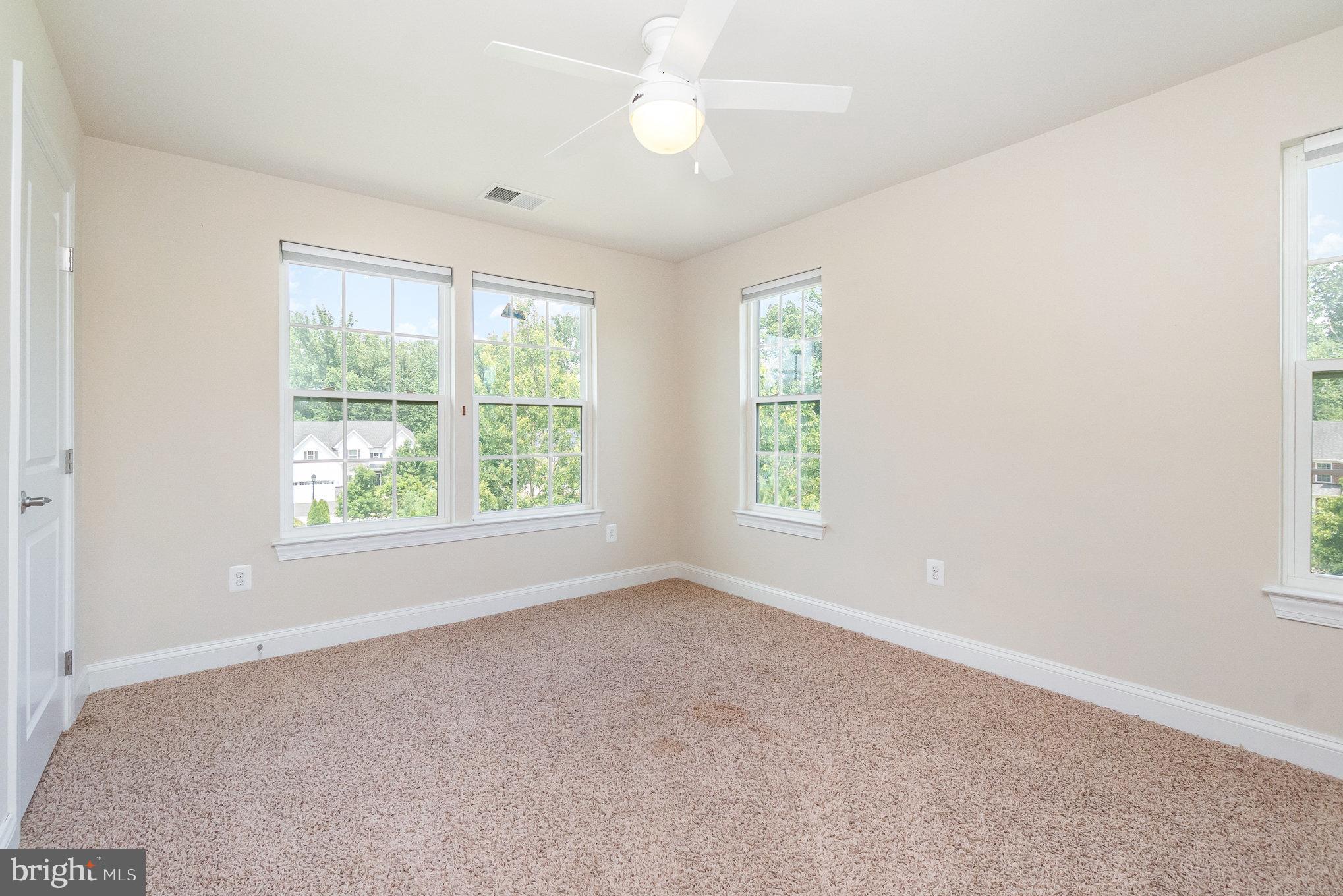 WINDLASS OVERLOOK - Residential