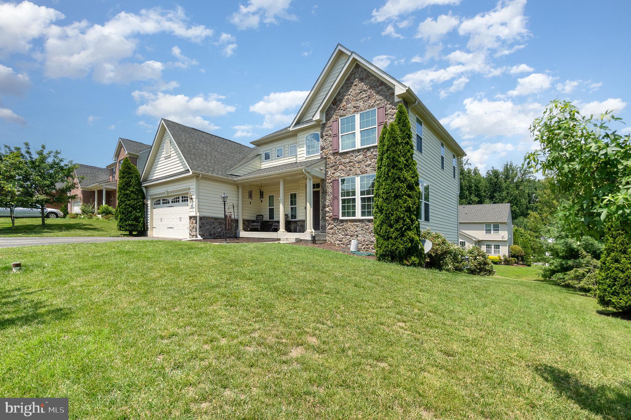 WINDLASS OVERLOOK - Residential
