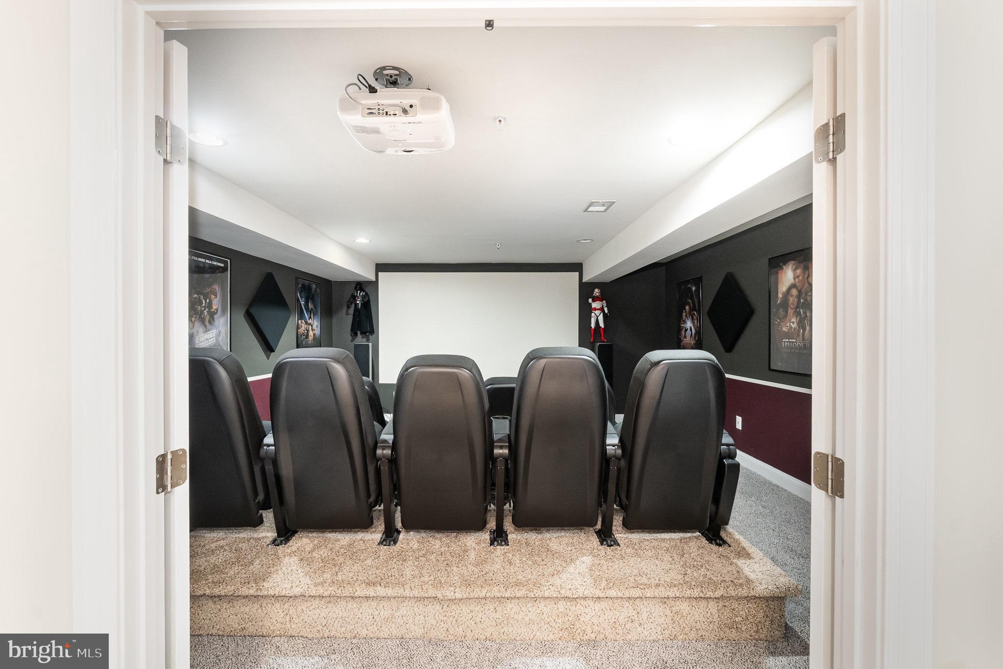 WINDLASS OVERLOOK - Residential