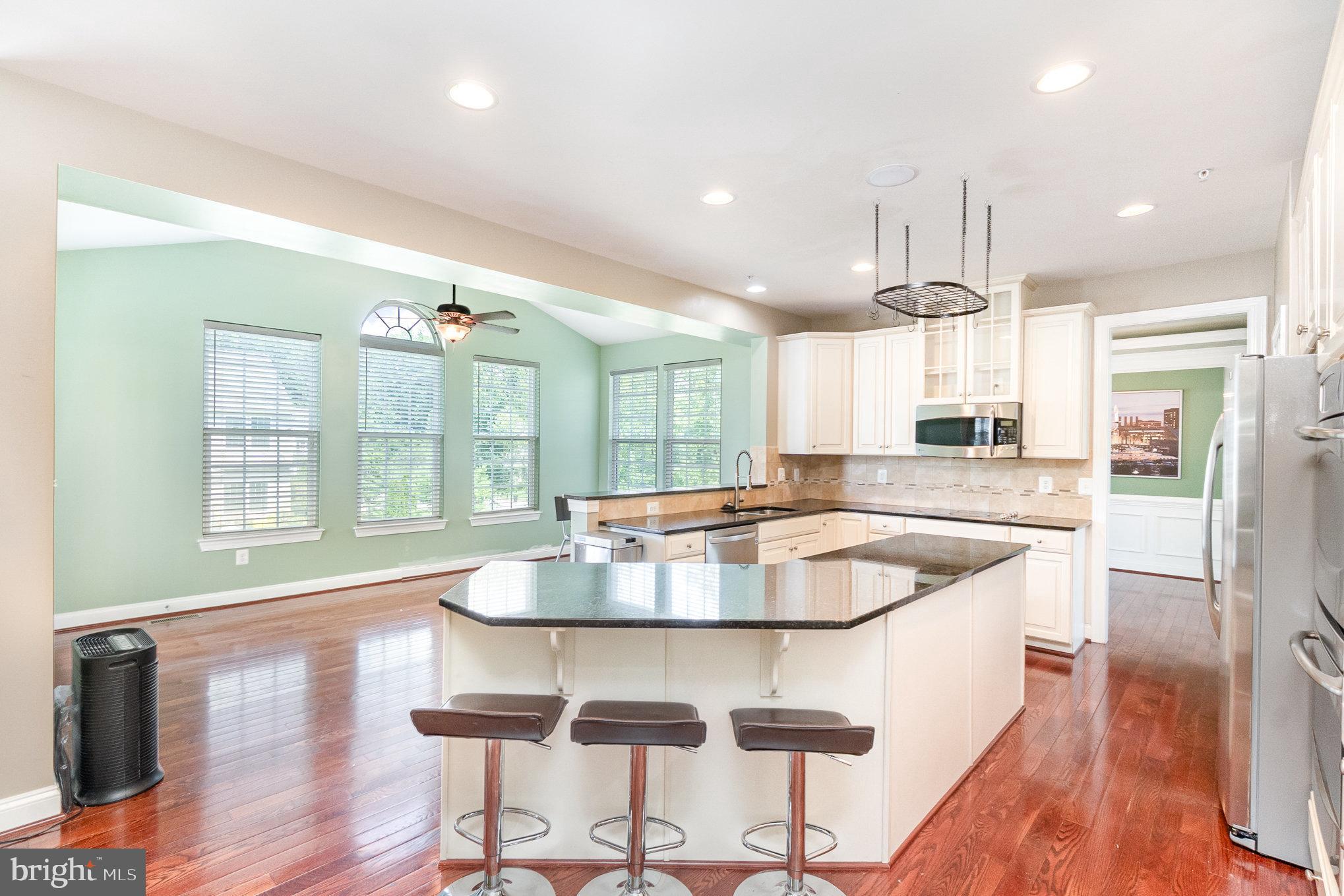 WINDLASS OVERLOOK - Residential