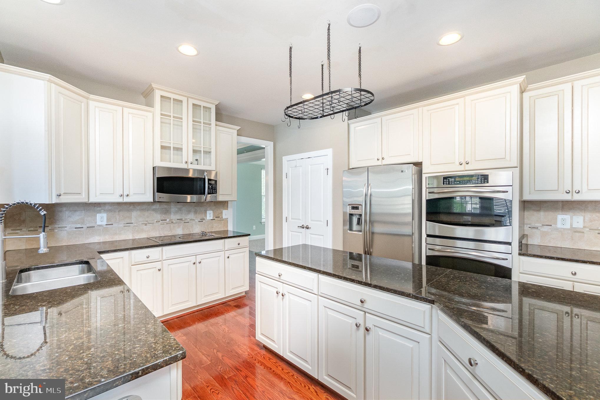 WINDLASS OVERLOOK - Residential