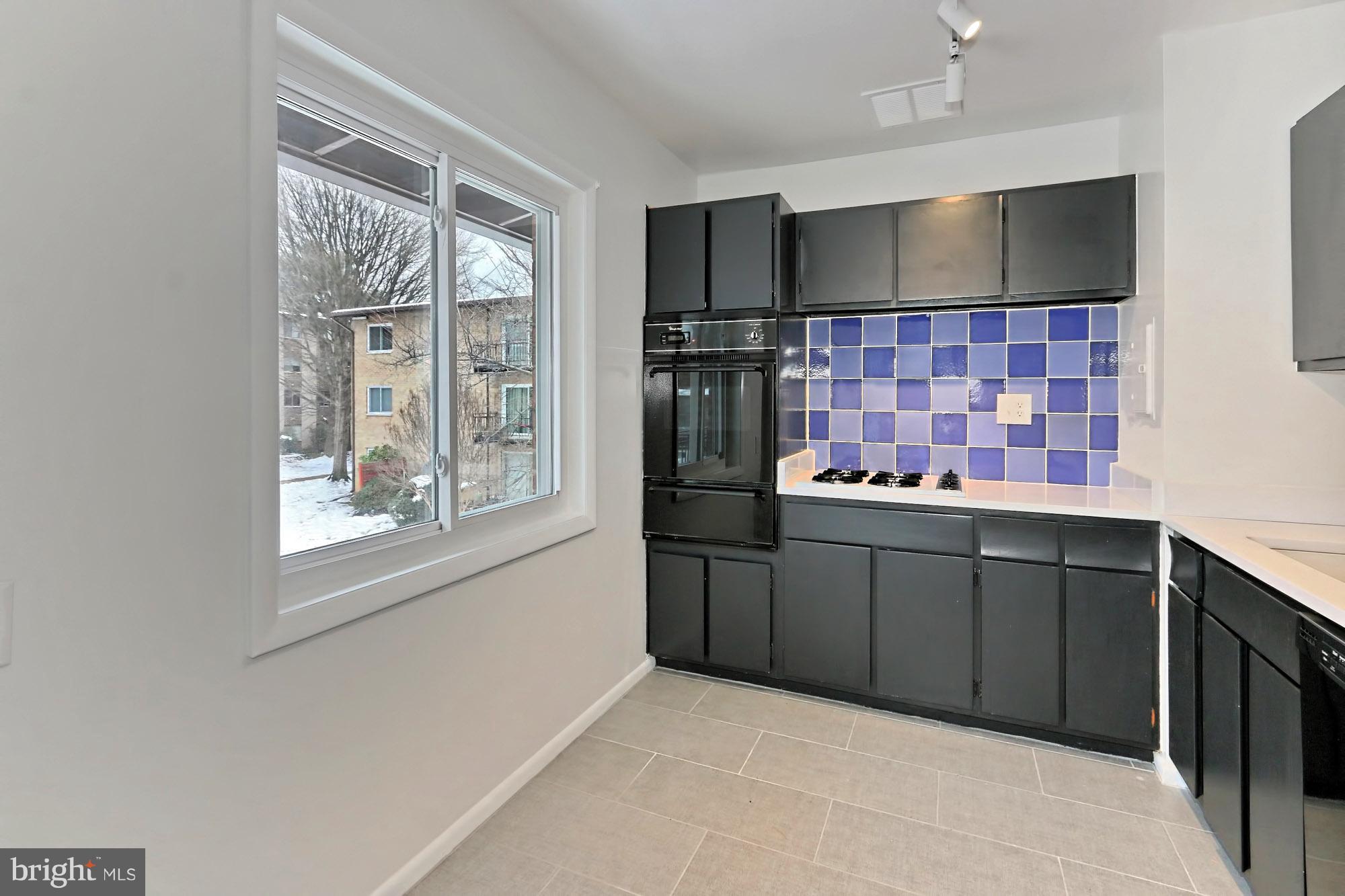 ANNANDALE GARDENS - Residential Lease